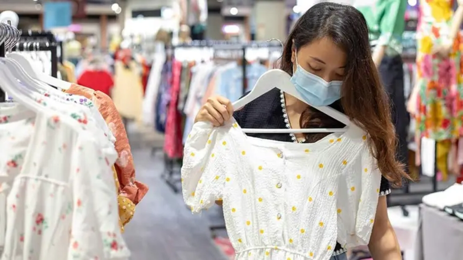 China Loses Ground in Canada as Apparel Buyers Shift Sourcing Strategies
